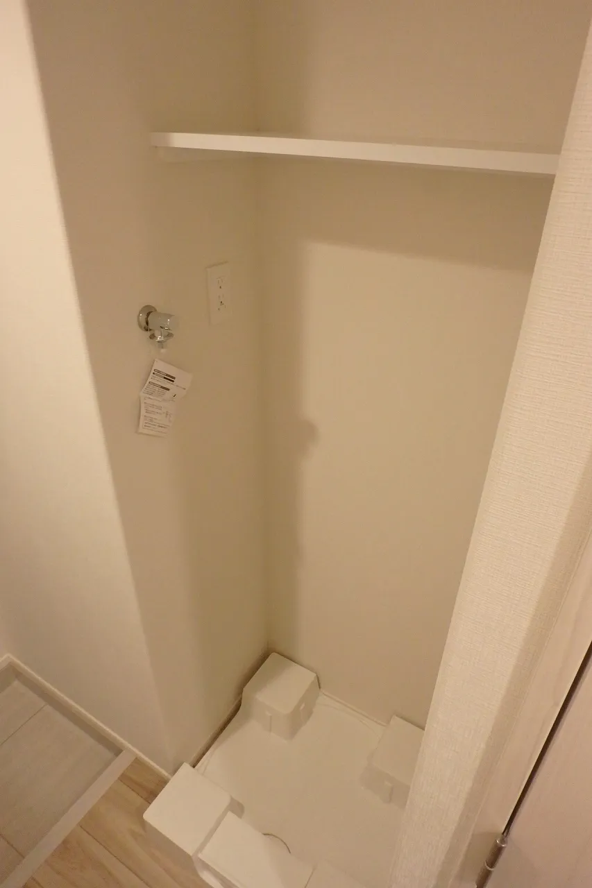 Gran Casa Oshima - Interior - ["Fixture", "Wood", "Flooring"]