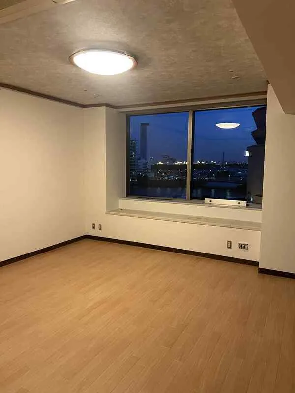 Seafort Tower - Interior - ["Flooring", "Floor", "Wood"]