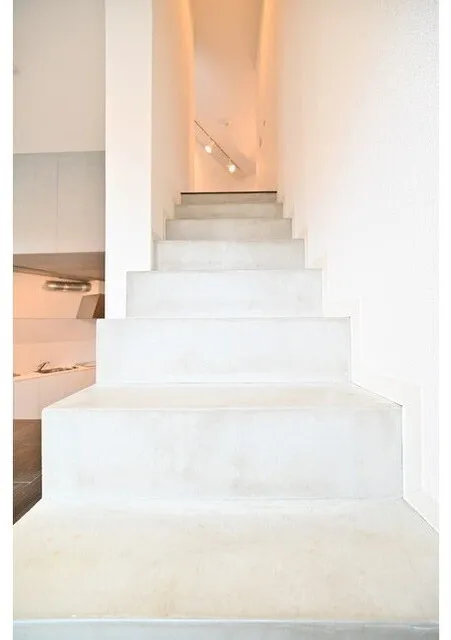 Maple Shin Nakano - Interior - ["White", "Wood", "Stairs"]