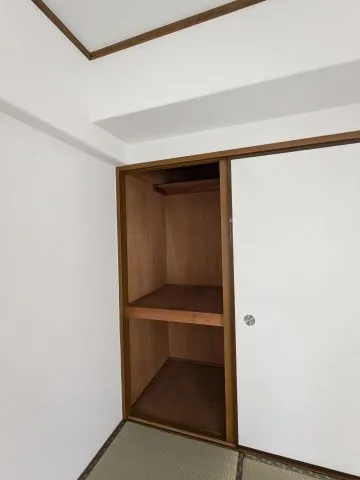 Parkside Minamioi - Interior - ["Wood", "Flooring", "Floor"]