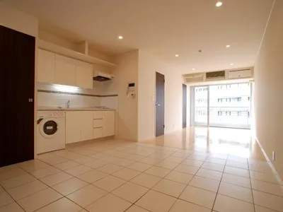 Cabin Arena Akasaka - Interior - ["Property", "Room", "Building"]