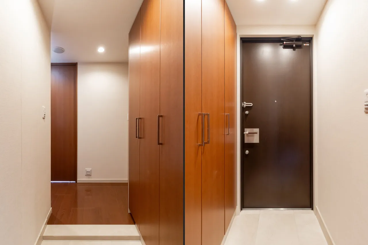Platine Shinjuku Shintoshin - Interior - ["Flooring", "Wall", "Interior design"]