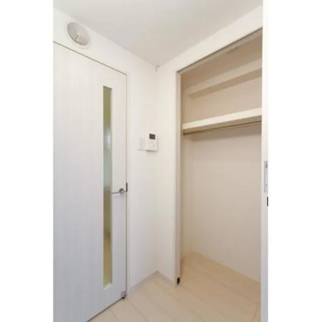 The Magnolia Garden Ebisu - Interior - Closet