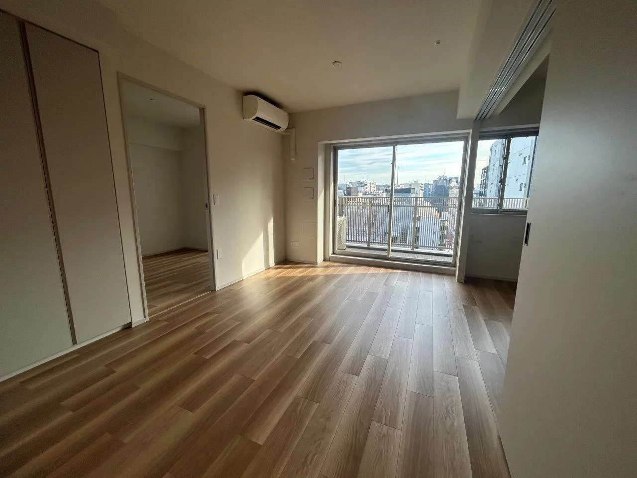 JMF Residence Kuramae Torigoe - Interior - ["Fixture", "Wood", "Architecture"]