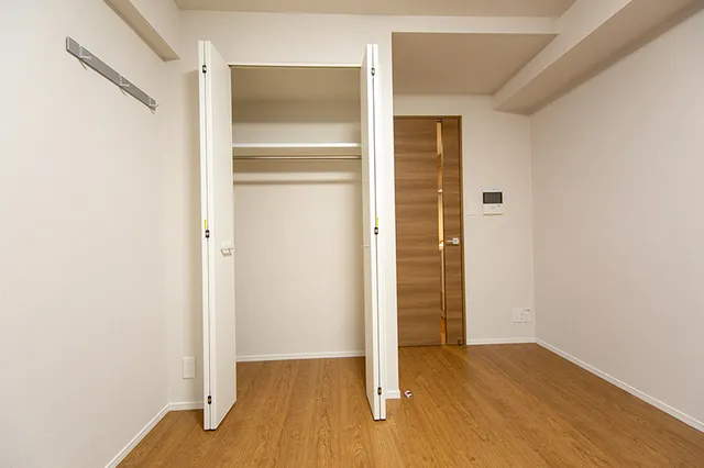 RESIDENCE Otori - Interior - ["Flooring", "Wall", "Floor"]