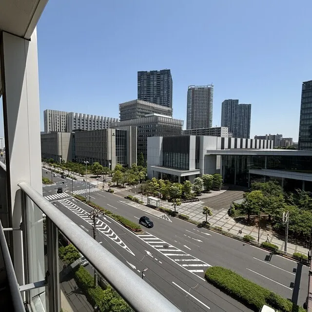 Park Axis Toyosu - Interior - ["Building", "Daytime", "Urban area"]