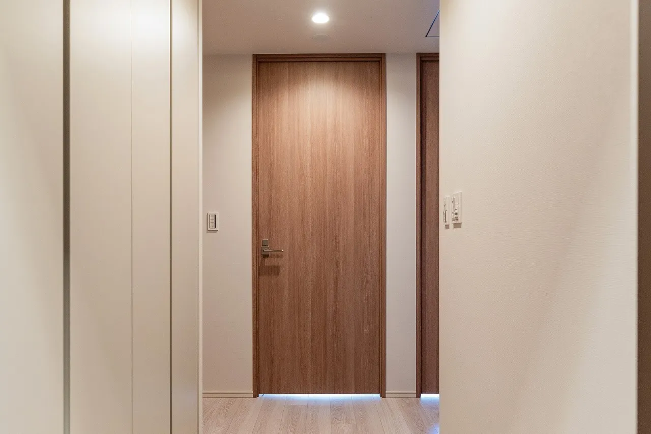 Nakano Station Residence - Interior - ["Wall", "Flooring", "Wood"]