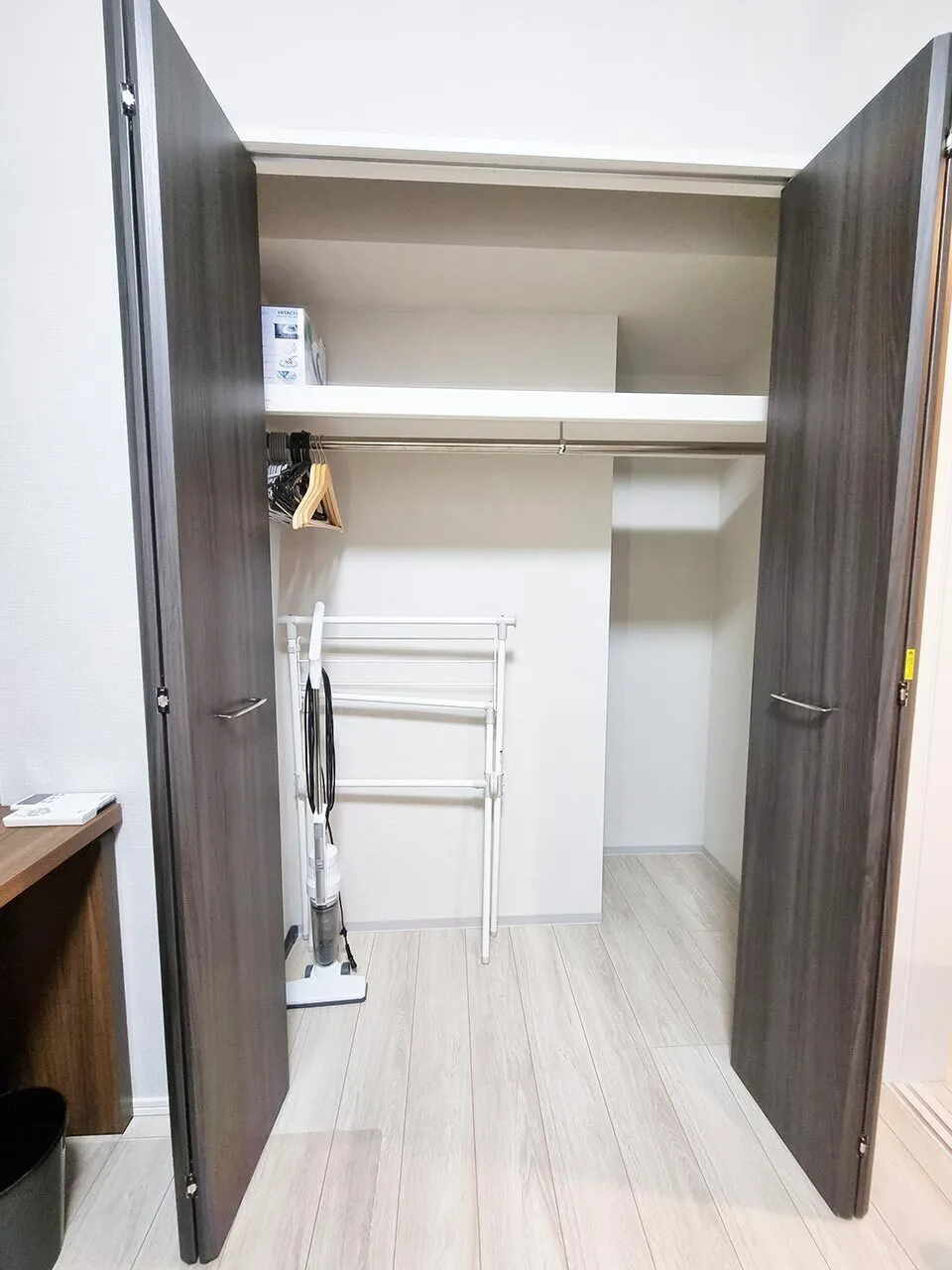 Mynavi STAY Nihonbashi Parkside - Interior - ["Wood", "Flooring", "Floor"]