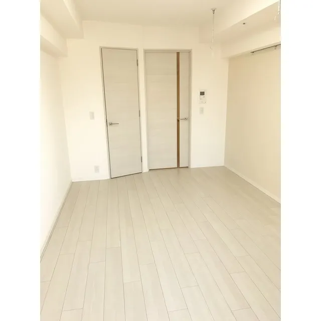 Comforia Kamata - Interior - ["Door", "Fixture", "Wood"]