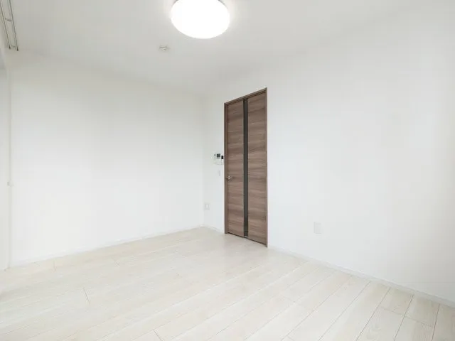 Tasukiri Shes Oshiage - Interior - ["Flooring", "Floor", "Wood"]