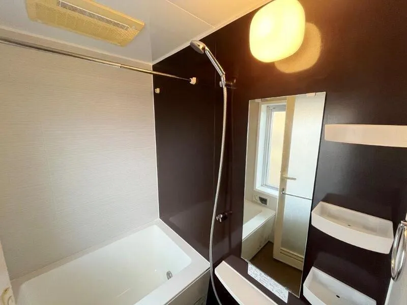 Galleria Higashi Shinjuku - Interior - ["Bathroom", "Plumbing fixture", "Wall"]