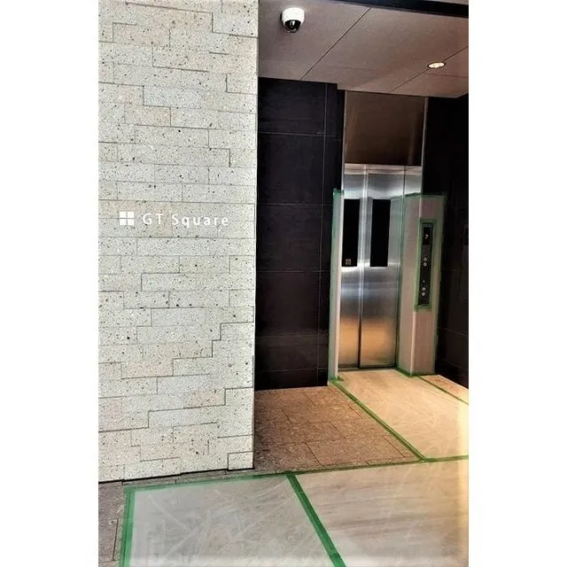 GT Square - Exterior - ["Rectangle", "Wood", "Floor"]