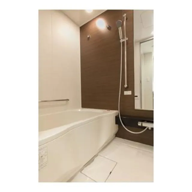 Park Luxe Mishuku - Interior - ["Property", "Room", "Bathroom"]
