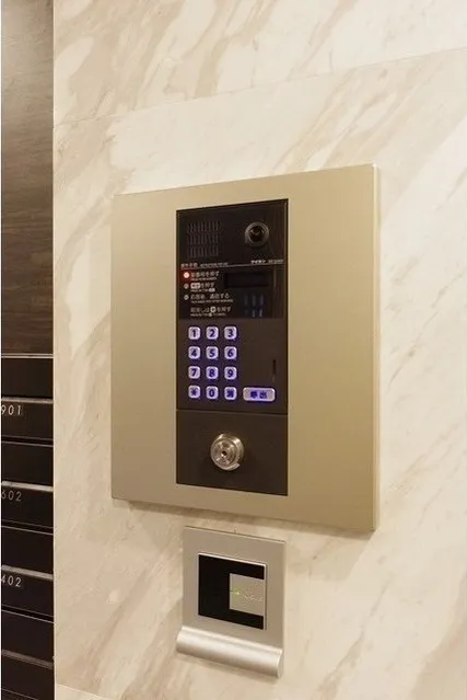 Presagio - Exterior - ["Technology", "Electronic device", "Electronics"]