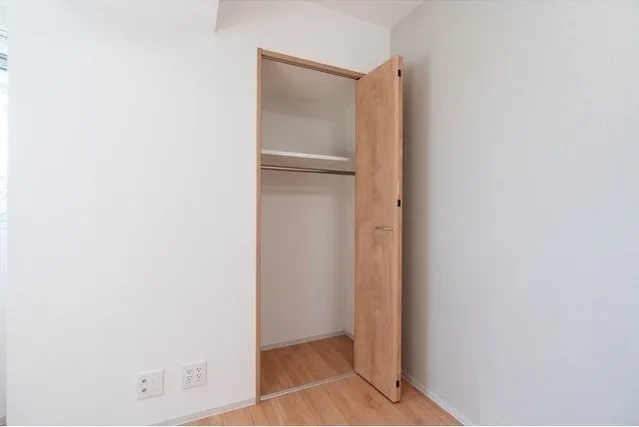 BPR Residence Nerima Fujimidai - Interior - ["Flooring", "Wood", "Floor"]