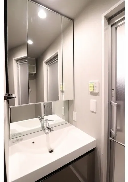 La Douceur Sugamo West - Interior - ["Interior design", "Bathroom Sink", "Plumbing fixture"]