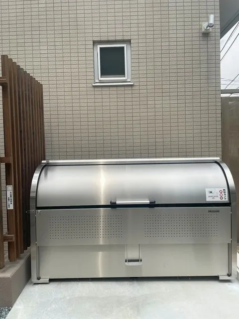 Cozy Court Nakameguro - Other - ["Metal", "Silver"]