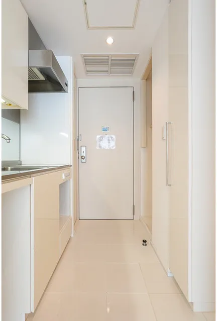 Frontier Residence The Tower Shinagawa - Interior - ["Flooring", "Floor", "Wall"]