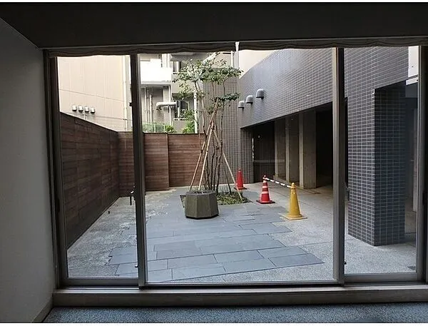 Park House O Tower - Exterior - ["Plant", "Fixture", "Building"]