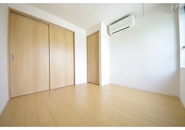El Faro Waseda - Interior - ["Flooring", "Wood flooring", "Floor"]
