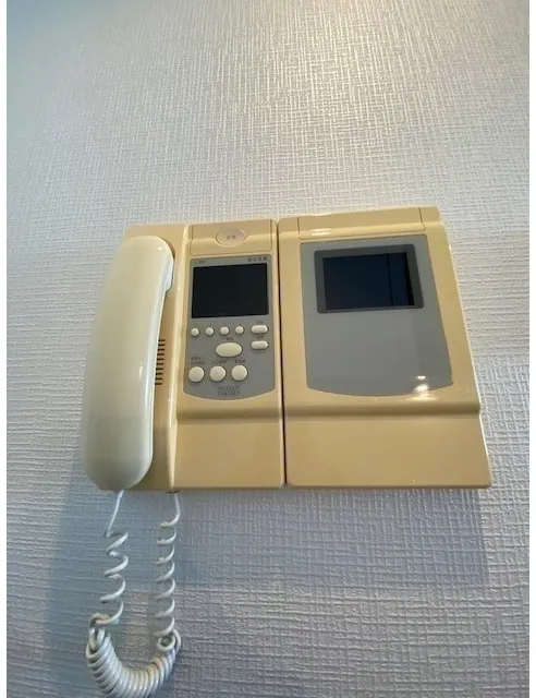 Forest Town Sangubashi - Interior - ["Electronic device", "Corded Phone", "Telephony"]