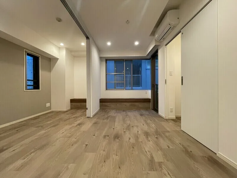 BluRock Ginza East - Interior - ["Flooring", "Floor", "Wood flooring"]