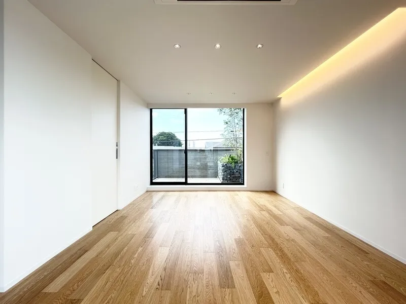 THE GRANHAUS HANEGI BLACK - Interior - ["Flooring", "Floor", "Wall"]