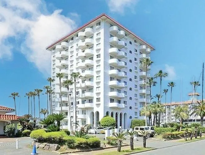 Zushi Marina Welfare Building No. 2, Room 2033