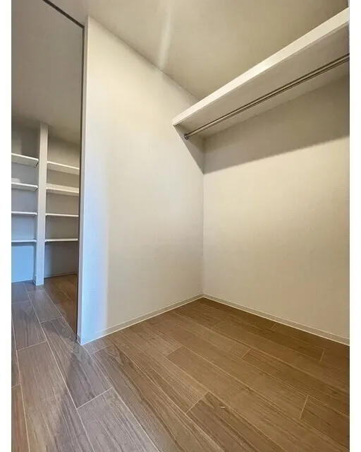 Well Square Yawata-Yama - Interior - ["Flooring", "Wood", "Floor"]