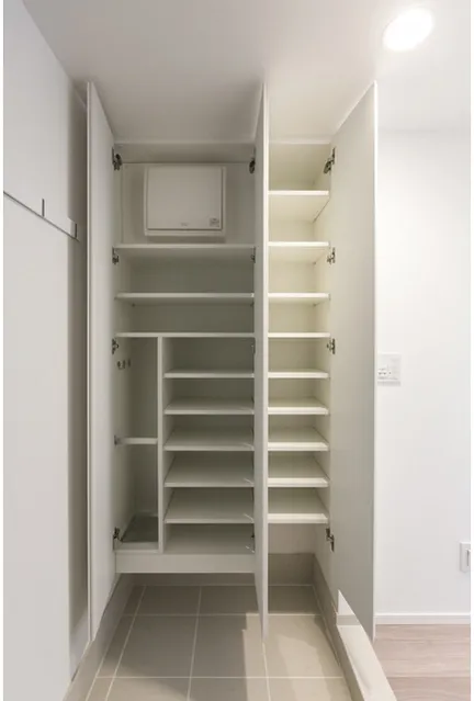 City Current Daikanyama - Interior - ["Wood", "Flooring", "Interior design"]