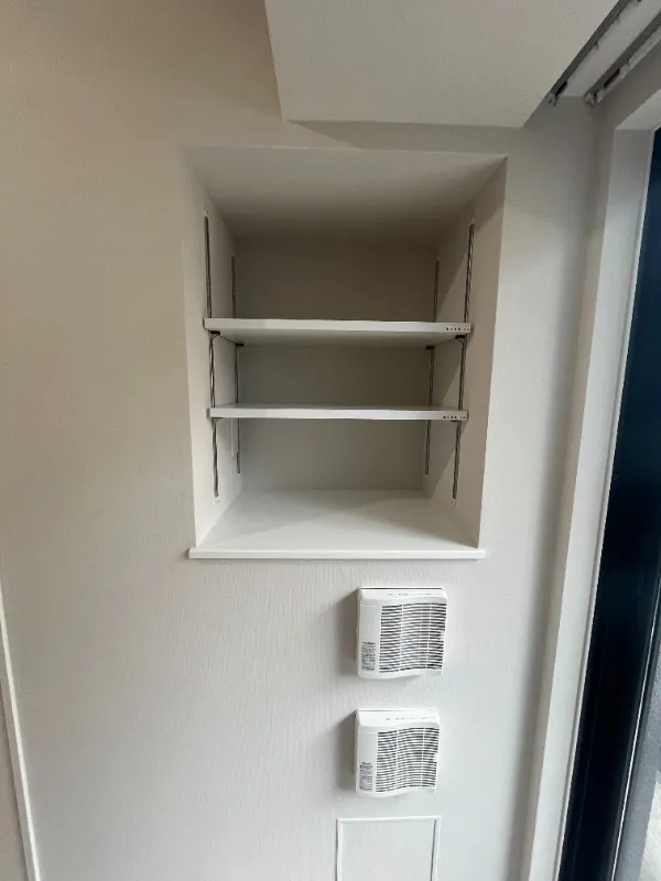 Cross Residence Kanda Jinbocho - Interior - ["Shelving", "Room", "Grey"]