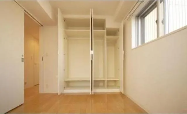 Park Axis Otsuka - Interior - ["Building", "Fixture", "Hall"]
