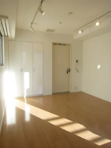 Prime Urban Ikebukuro - Interior - ["Flooring", "Wall", "Floor"]