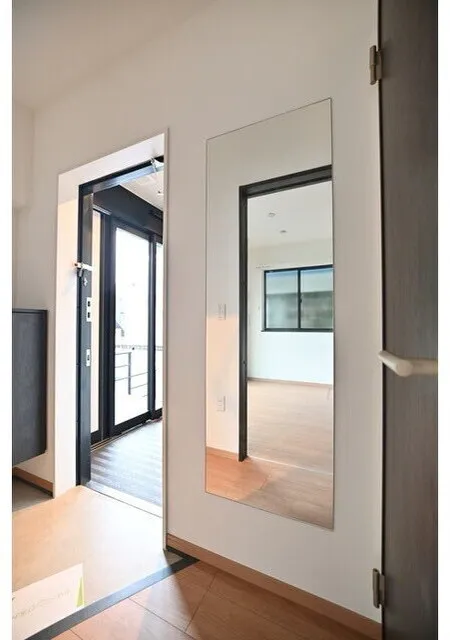 K's Omotesando - Interior - ["Flooring", "Floor", "Wood"]