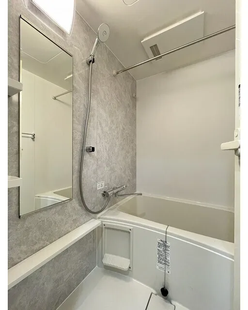 Daffitto Kinshicho - Interior - ["Plumbing fixture", "Flooring", "Bathroom"]