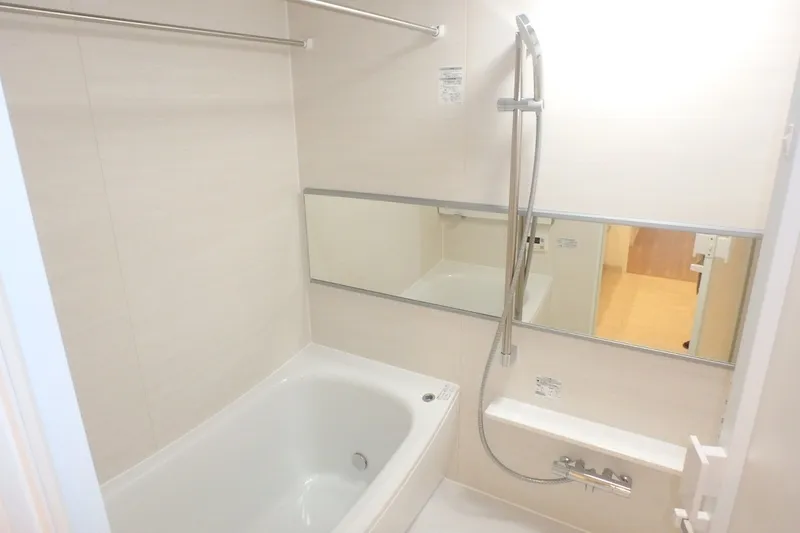 Riverside Sumida Central Tower Palace - Interior - ["Plumbing fixture", "Bathroom", "Flooring"]
