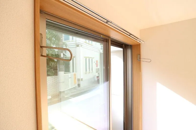 Tribeca - Other - ["Glass", "Molding", "Wood stain"]
