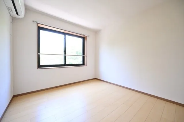 CENTRAL GARDEN RESIDENCE TOKYO - Interior - ["Flooring", "Wood", "Floor"]