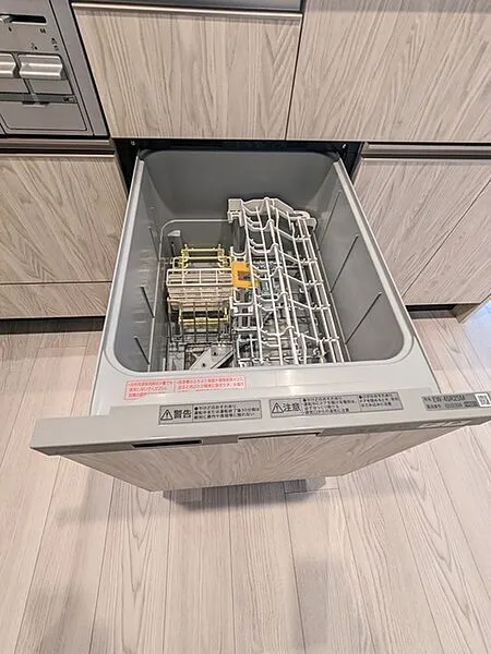 Predia Court Sangenjaya - Interior - ["Dish Rack", "Kitchen Appliance", "Home appliance"]