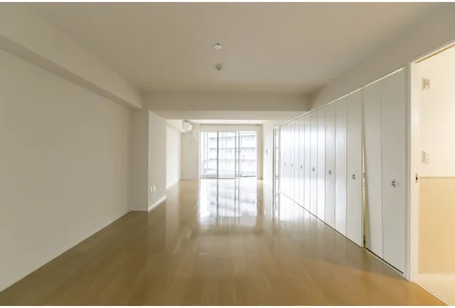 Shinonome Canal Court CODAN Building 16 - Interior - ["Flooring", "Floor", "Wood"]