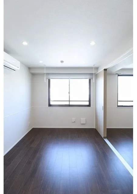 Chez Moi Shirokane Takanawa - Interior - ["Flooring", "Wood", "Ceiling"]