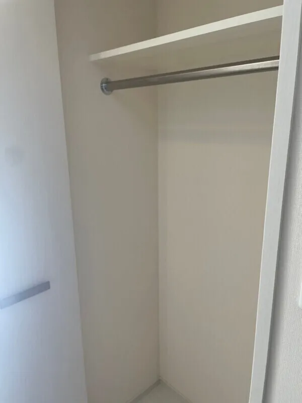 Premium Cube G Nishioi - Interior - ["Floor", "Grey", "Plywood"]