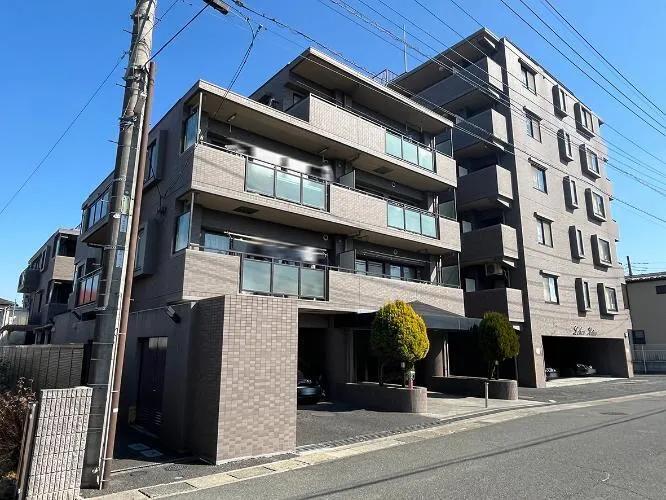 Lebenheim Yoshikawa Building 2, Room 406