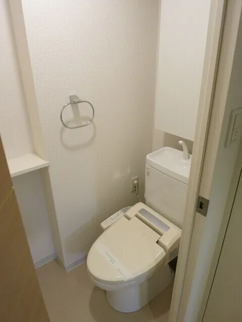 Esty Maison Oshima - Interior - ["Plumbing fixture", "Flooring", "Floor"]