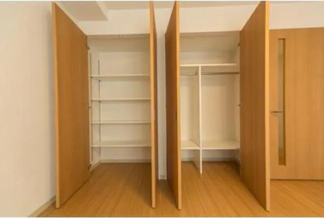 UTA HOUSE - Interior - ["Cabinetry", "Fixture", "Wood"]
