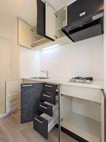 Beljure Takanawa - Interior - ["Kitchen", "Kitchen Appliance", "Countertop"]