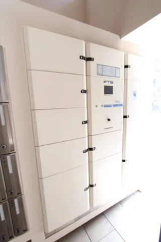 Prime Urban Itabashi Kuyakusho-mae - Interior - ["Fixture", "Cabinetry", "Interior design"]