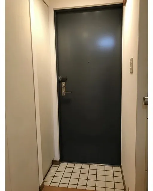 Grand Maison Sangenjaya  - Interior - ["Door", "Door handle", "Household hardware"]