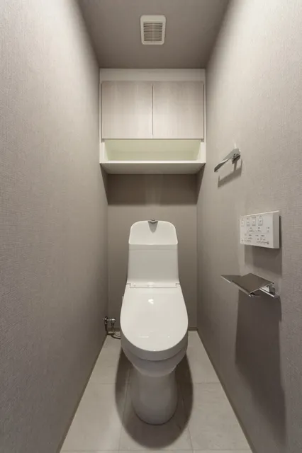 Terra Silk Forest - Interior - ["Toilet seat", "Toilet", "Plumbing fixture"]