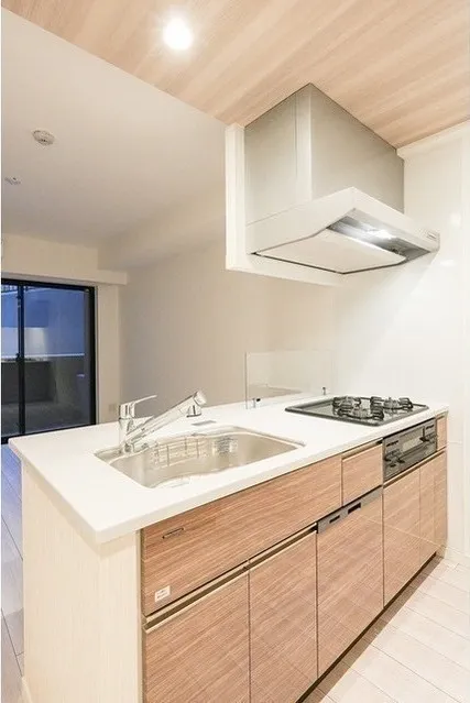 Comforia Liv Bunkyo Gokokuji - Interior - ["Kitchen", "Countertop", "Cabinetry"]